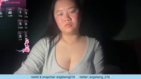 Snapshot of angelwing216 chatting on 04.23.26 angelwing216 online show from 04.23.26
