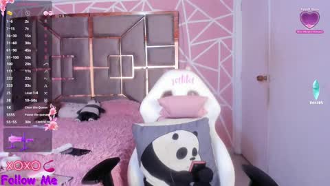 Anggi  online show from 02.10.25