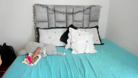 angie online show from 12.02.24