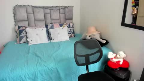 angie online show from 12.14.24