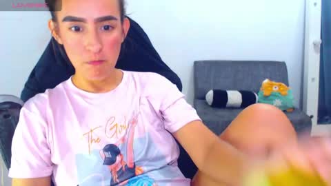 Snapshot of angie_dreamgirl chatting on 05.07.26 IG angie dreamgirl01 online show from 05.07.26