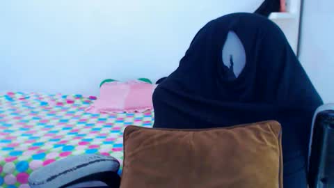 Snapshot of angie_dreamgirl chatting on 06.11.26 IG angie dreamgirl01 online show from 06.11.26