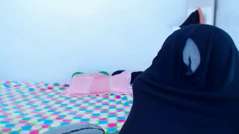 Snapshot of angie_dreamgirl chatting on 06.11.26 IG angie dreamgirl01 online show from 06.11.26