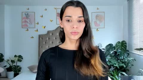 Anabella online show from 04.11.26