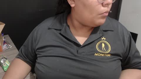 Snapshot of angy_ro12 chatting on 01.22.25 angy online show from 01.22.25