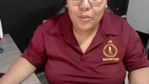 Snapshot of angy_ro12 chatting on 01.25.25 angy online show from 01.25.25