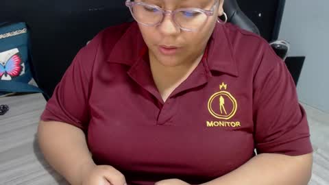 Snapshot of angy_ro12 chatting on 02.25.25 angy online show from 02.25.25