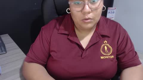 Snapshot of angy_ro12 chatting on 12.16.25 angy online show from 12.16.25