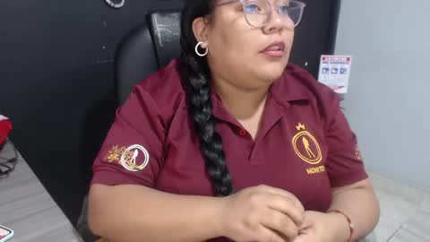 Snapshot of angy_ro12 chatting on 05.08.26 angy online show from 05.08.26