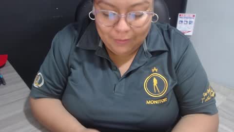 Snapshot of angy_ro12 chatting on 05.23.26 angy online show from 05.23.26