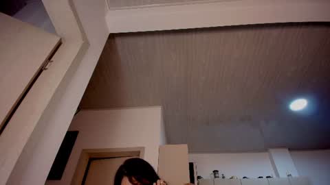 laura  online show from 07.23.26