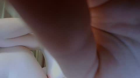 Snapshot of anikabloom chatting on 02.05.25 anikabloom online show from 02.05.25