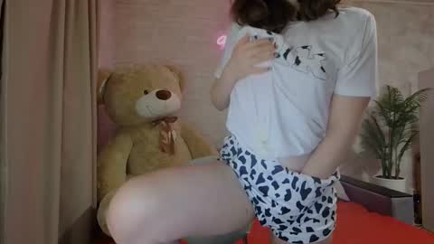 Snapshot of anikabloom chatting on 03.06.25 anikabloom online show from 03.06.25