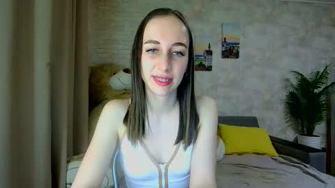 Snapshot of anikabloom chatting on 01.15.26 anikabloom online show from 01.15.26