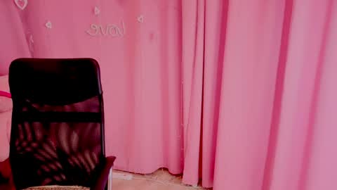 Anni online show from 04.29.26