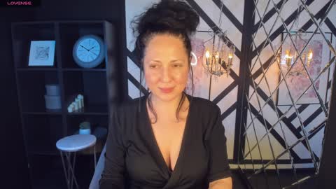 Snapshot of anita_muse chatting on 12.07.24 Anita online show from 12.07.24