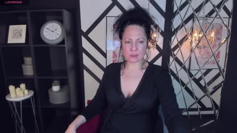 Snapshot of anita_muse chatting on 12.14.24 Anita online show from 12.14.24
