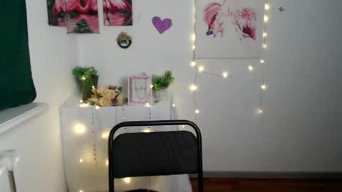 anitaa_a online show from 09.26.25