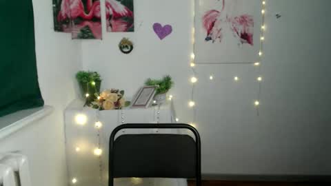 anitaa_a online show from 10.11.25