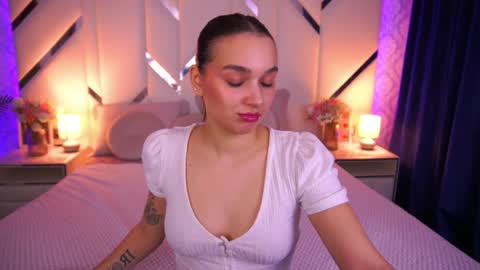 Snapshot of anitabelly chatting on 04.10.26 Daniela online show from 04.10.26