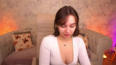 Snapshot of anitabelly chatting on 04.25.26 Daniela online show from 04.25.26