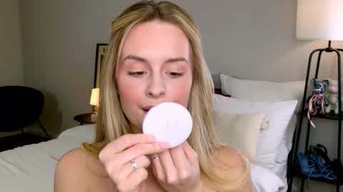 Anita online show from 11.12.25