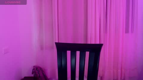 Snapshot of anitafox_ chatting on 06.26.26 Anitafoxx online show from 06.26.26