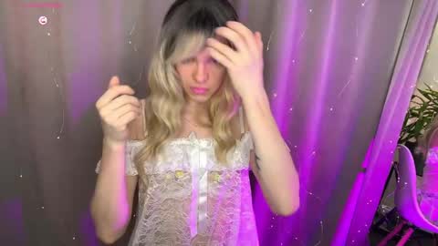 anjalin_sososok online show from 04.27.26