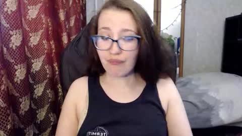 Snapshot of ankey_rayah chatting on 05.16.26 Nameless online show from 05.16.26