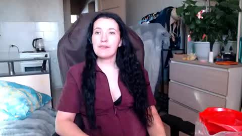 Snapshot of ankey_rayah chatting on 06.13.26 Nameless online show from 06.13.26
