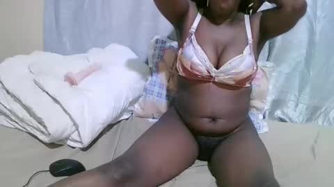 Snapshot of ann_keller chatting on 01.07.26 ann_keller online show from 01.07.26