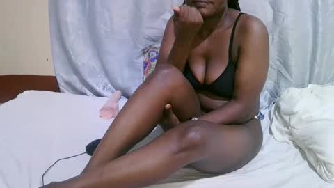 Snapshot of ann_keller chatting on 01.14.26 ann_keller online show from 01.14.26