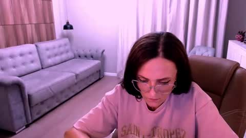 Anna online show from 08.07.26