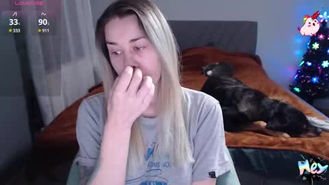 Snapshot of anna_ana chatting on 12.20.24 Anadirectgirl online show from 12.20.24