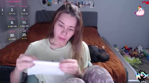 Snapshot of anna_ana chatting on 10.12.25 Anadirectgirl online show from 10.12.25