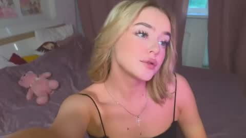 Snapshot of anna_nickol chatting on 03.10.26 Anna online show from 03.10.26