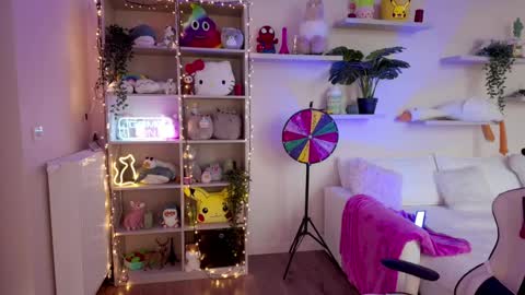 Snapshot of anna_prince chatting on 05.18.26 Anna online show from 05.18.26