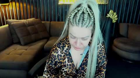anna_snow9 online show from 04.13.26