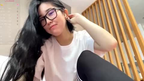 Snapshot of annabellegallego chatting on 11.22.25 Aya online show from 11.22.25