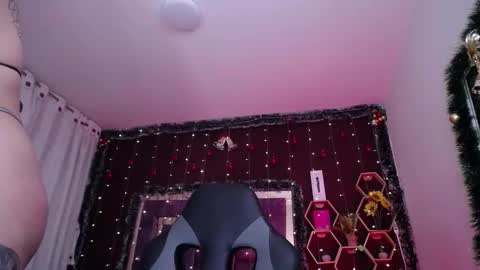 Anna online show from 12.19.25