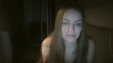 Snapshot of annadiamond1 chatting on 10.16.25 annadiamond1 online show from 10.16.25