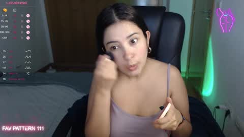 Snapshot of annadolll chatting on 12.11.24 OF          twitter  annadangerx pornhub    online show from 12.11.24