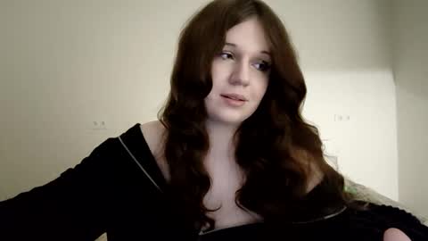 Snapshot of annagoldy chatting on 02.24.25 Anna online show from 02.24.25