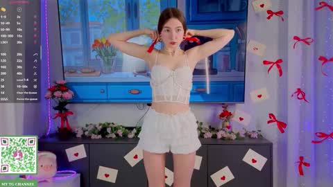 Holly Molly Im Polly online show from 02.13.26