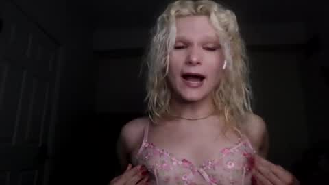 AnnaMarrie online show from 03.25.26