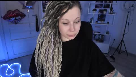 Snapshot of annanebula chatting on 02.05.26 Anna online show from 02.05.26