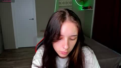 Snapshot of annaoddy chatting on 06.24.26 Anna online show from 06.24.26