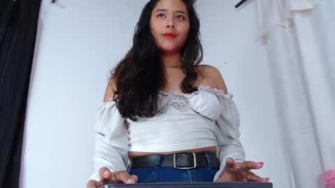 Anna online show from 03.11.25