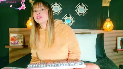 Anna Victoria online show from 05.03.26