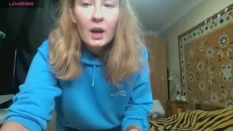 AnnaXLovers online show from 10.20.25